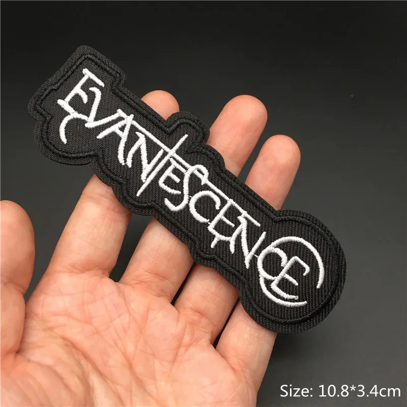 Band Rock Embroidered Patches on Clothes DIY Appliques Stripes Iron on Patches for Clothing Sewing Badges PUNK METAL MUSIC 