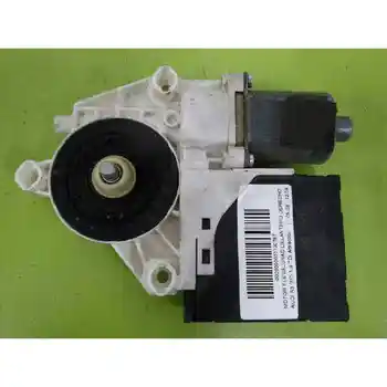 

8P0959802H WINDOW MOTOR FRONT RIGHT AUDI A3 (8 P)