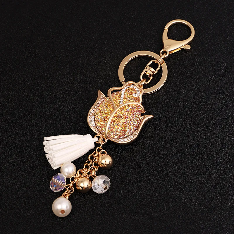 

2019 Exquisitely Tulip Crystal Keychain Fashion Charm Flower Key Chain Female Bag Pendant Car Key Ring Tassels Keyrings
