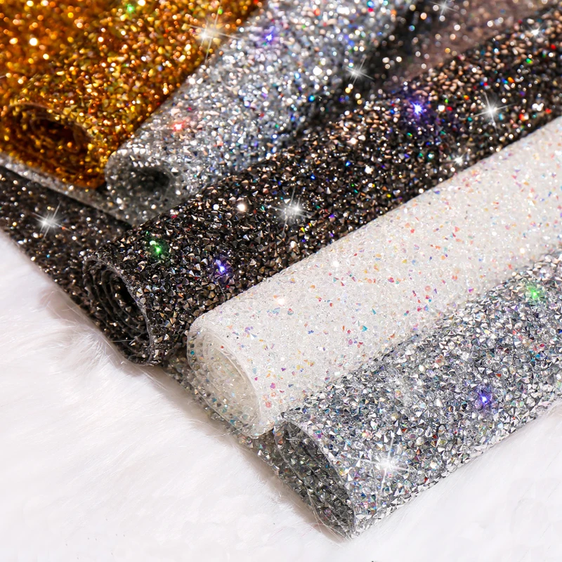 

1Pcs Nail Art Salon Practice Diamond Pad Silicone Pillow Hand Holder Mat Foldable Multifunction Shining Tool Photo Props