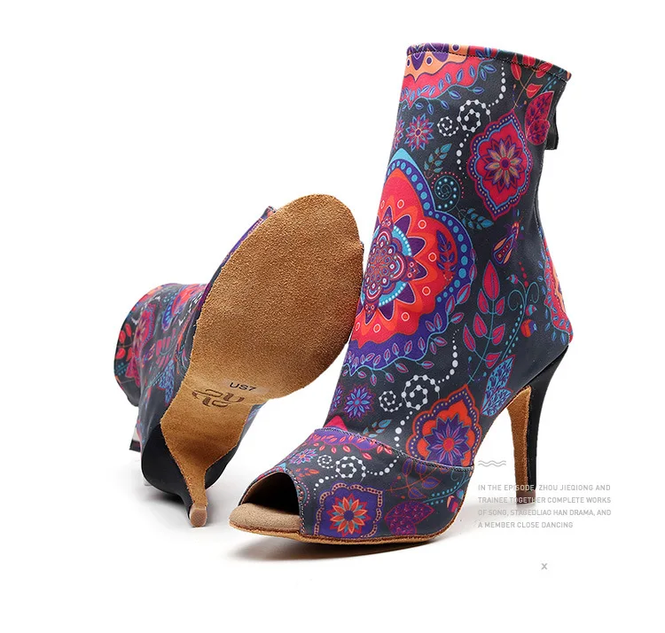 Черные эластичные ботиночки с цветами; обувь для латинских танцев; танцевальные сапоги; модная обувь для танцев