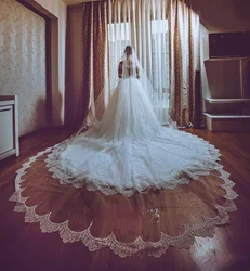 One Layer 3 Meters Long Bridal Veil With Appliques Edge Cheap Cathedral Length Wedding Veils For Bridal Wedding Accessories