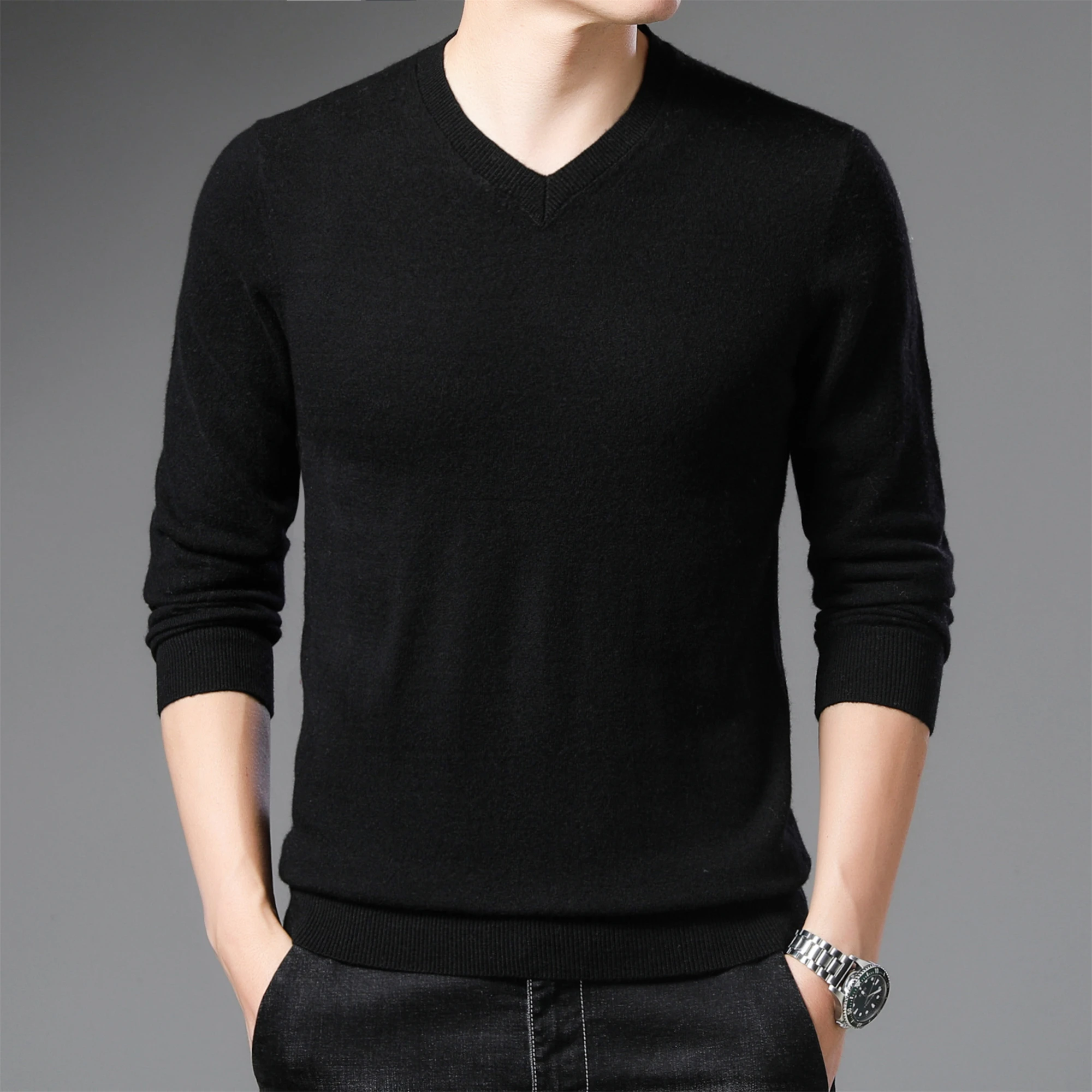thumbnail image 1 of Suéter básico ajustado y cómodo de estilo clásico para hombre, suéter de punto fino de marca de otoño nuevo para hombre, suéteres informales de negocios con cuello en V, 1 of 5