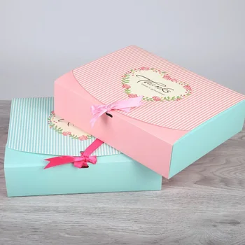 

Kraft paper boxes with ribbon Heart Candy Box Wedding Gift Box Thanks Package Birthday Party Decoration Bags 10PCS