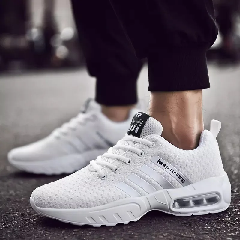 Autumn and Spring Men's Shoes Flying Woven Breathable Mesh Shoes Running Shoes Sports Shoes Air Cushion Running Shoes Large Size