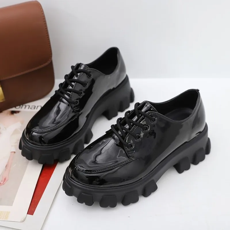 

2020 Leather increased female shoes muffin bottom casual shoes autumn new version wild fashion women's shoes sneakers Z15-83