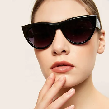 

Fashionable Summer Cat Eye Women Sunglasses