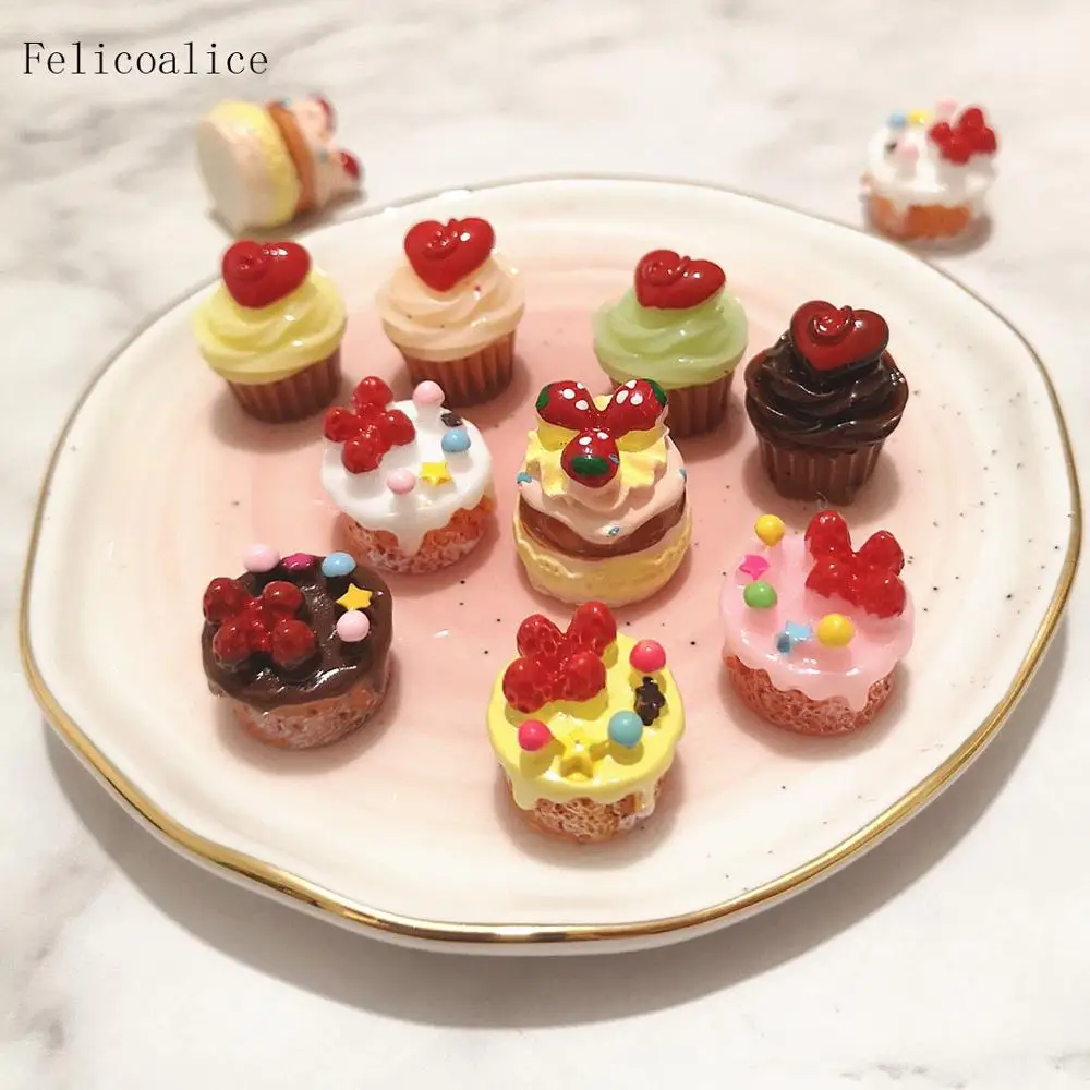 5pcs Cake Model Simulation Food Figurine Pretend Play Toy Dinner Doll House Accessories Kids Gift