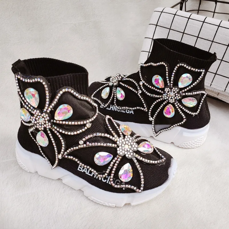 

Womens Knitting Rhinestones Crystal Butterfly Decor Stretchy Ankle Boots Low Heel Pull On Shoes Black Luxury New Arrival A1711