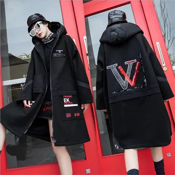 

2020 Super Warm Plus velvet trench coat Streetwear hip hop punk hood moda feminina Black pocket sequin letter design long coat