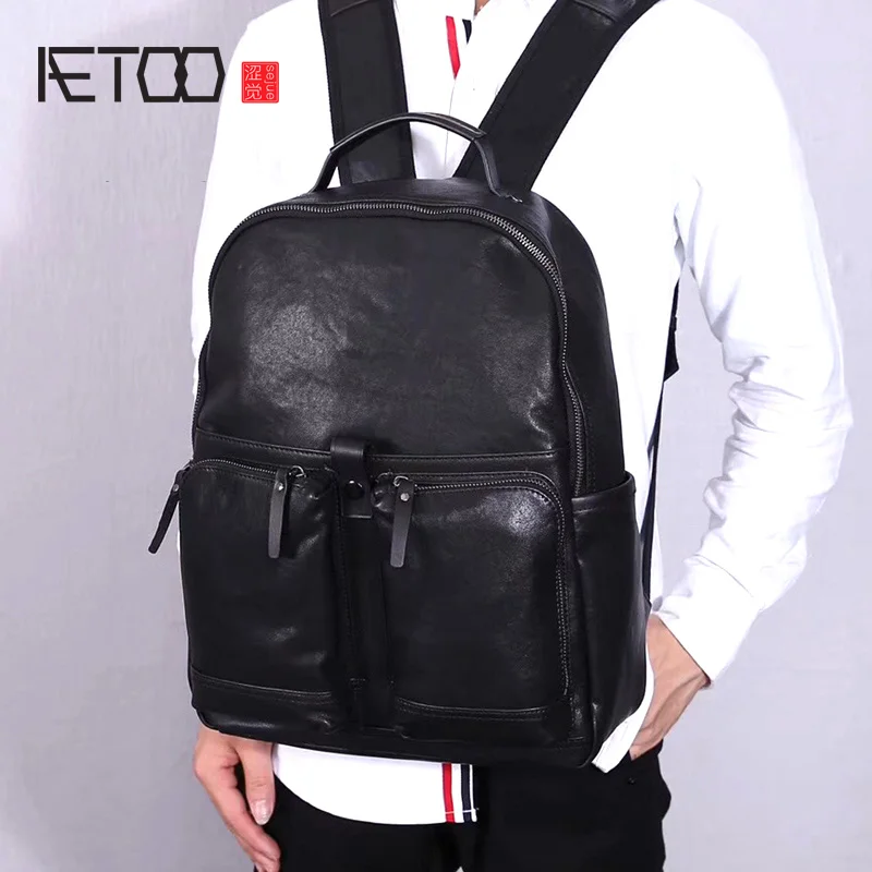 

AETOO New Men's Backpack Leather Casual Large Capacity Backpack First Layer Cowhide Tide Brand Computer Bag Travel Bag