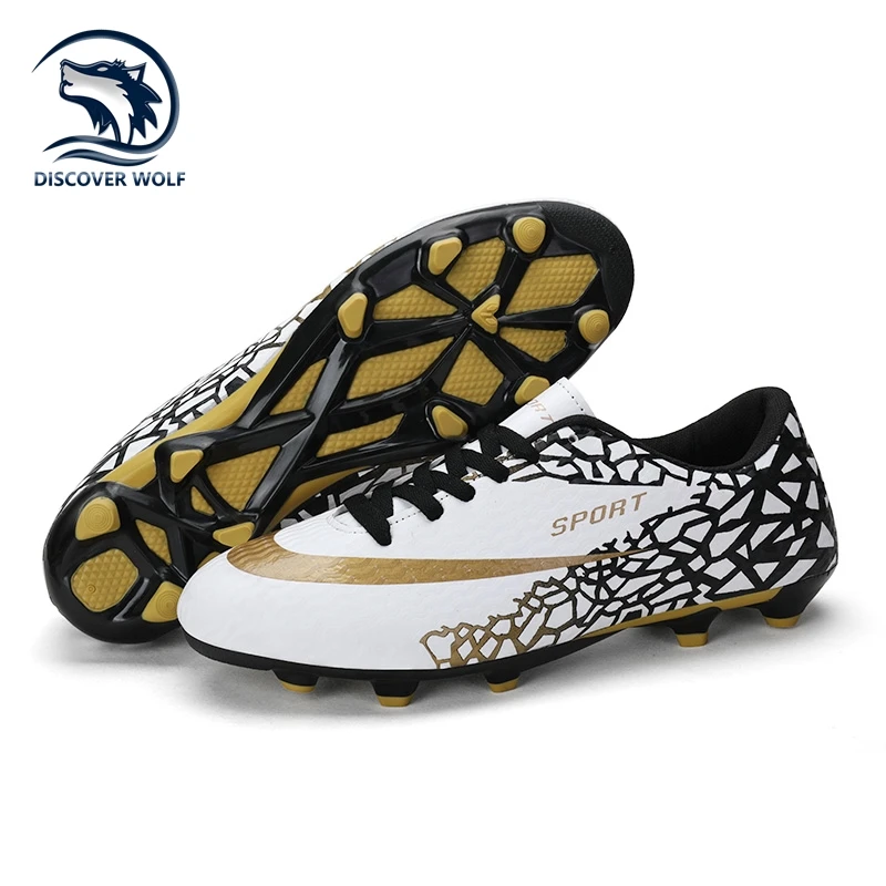 

Lightweight Sneakers Men Soccer Shoes Kids Non-Slip Training Football Boots Breathable Sports Shoes Athletic FG/TF Soccer Cleats