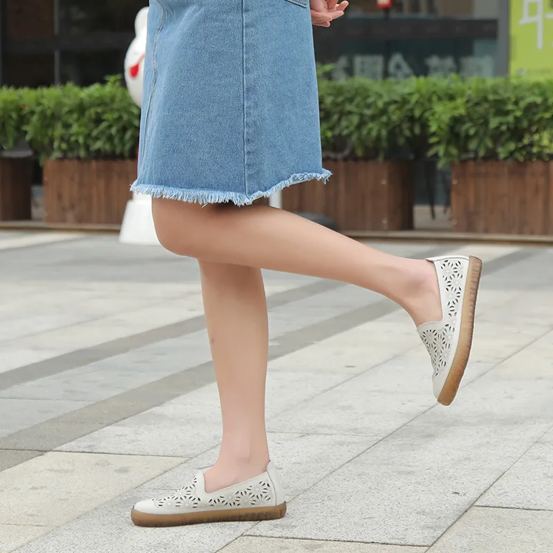 

Summer Breathable Loafers Flat Foot Covering Slip-on Shoes Versatile Hollow out Breathable WOMEN'S Shoes Fashion
