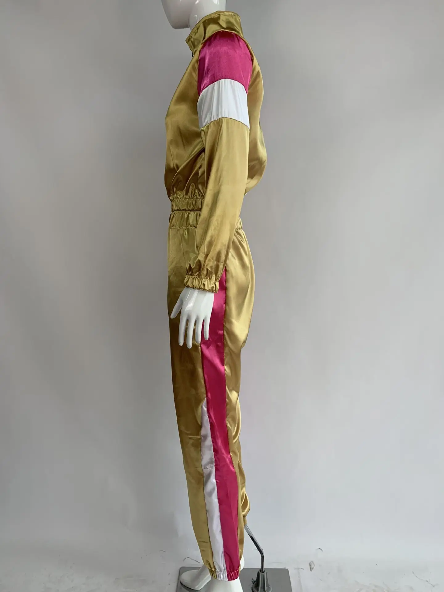 BOOFEENAA/Повседневные Сатиновые спортивные костюмы женские спортивные костюмы осенняя одежда Комплекты для бега комплект из 2 предметов, укороченный топ, спортивные штаны, C0-AE64
