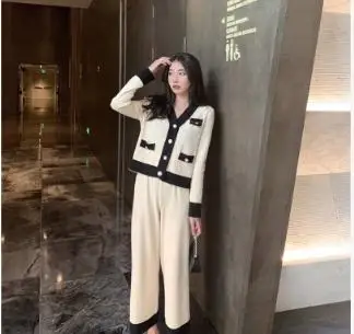 

Designer brands MacyMccoy temperament little sweet wind hitting scene wide-legged pants suit coat early spring collection