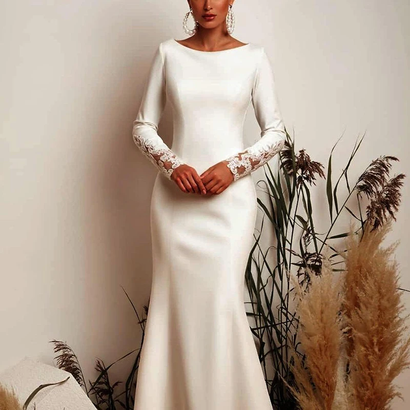 

New Fashion Simple Ivory Long Sleeve Wedding Dresses Lace Appliqued Bateau Neck Mermaid Bridal Gowns Illusion Back 2023