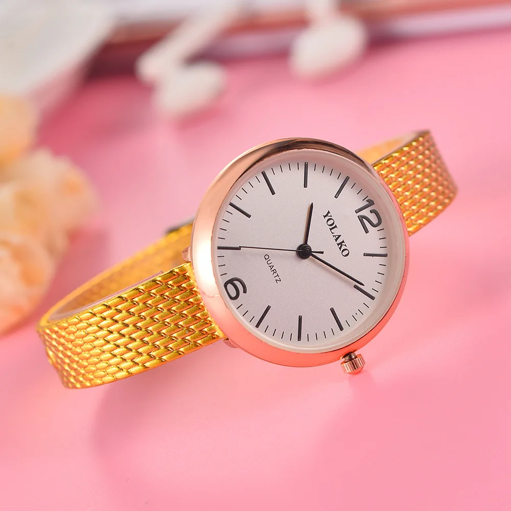 

Casual Student Watch Simple Women Dress Top Brand Watch Wristwatches Ladies Quartz Clock Luxury Brand Watch reloj mujer WM1070