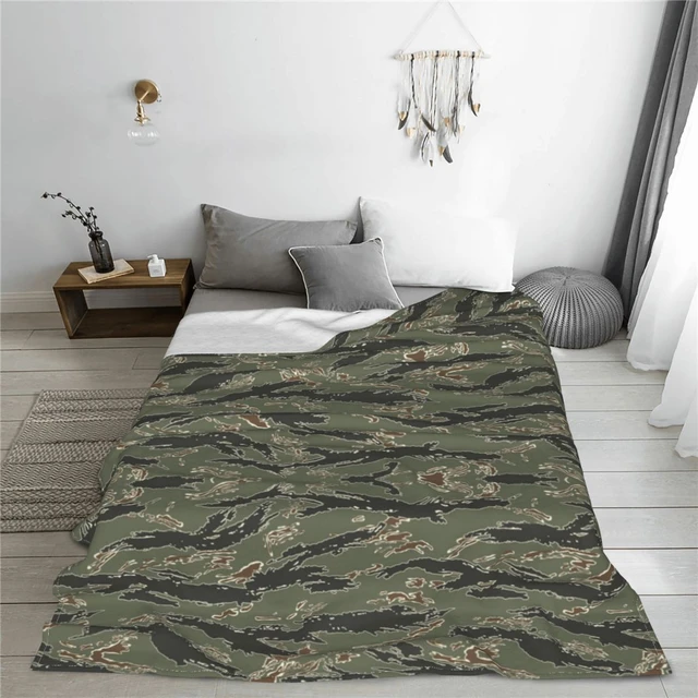 Tiger Stripe Camouflage coperta flanella primavera/autunno esercito militare  Camo sottile coperta da tiro per biancheria da letto trapunta sottile  peluche - AliExpress