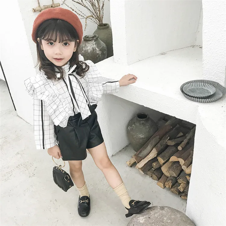 Photo Shoot Spring And Autumn Korean-style New Style Children Beads Leather Shorts Bow Girls Crawler
