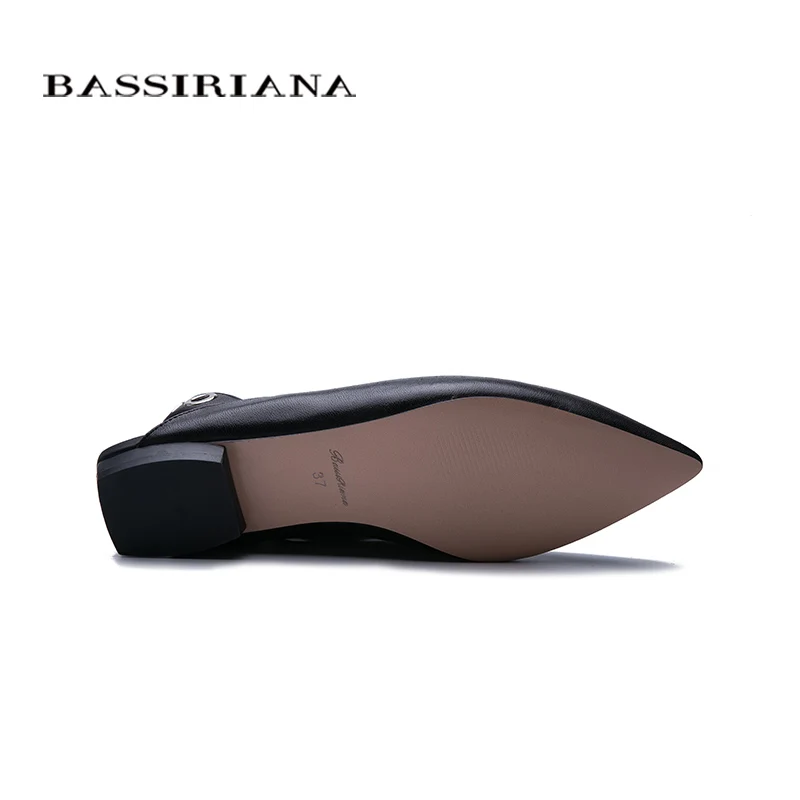 BASSIRIANA 2020 новые женские сандалии кожаные заостренные плоские туфли балетные