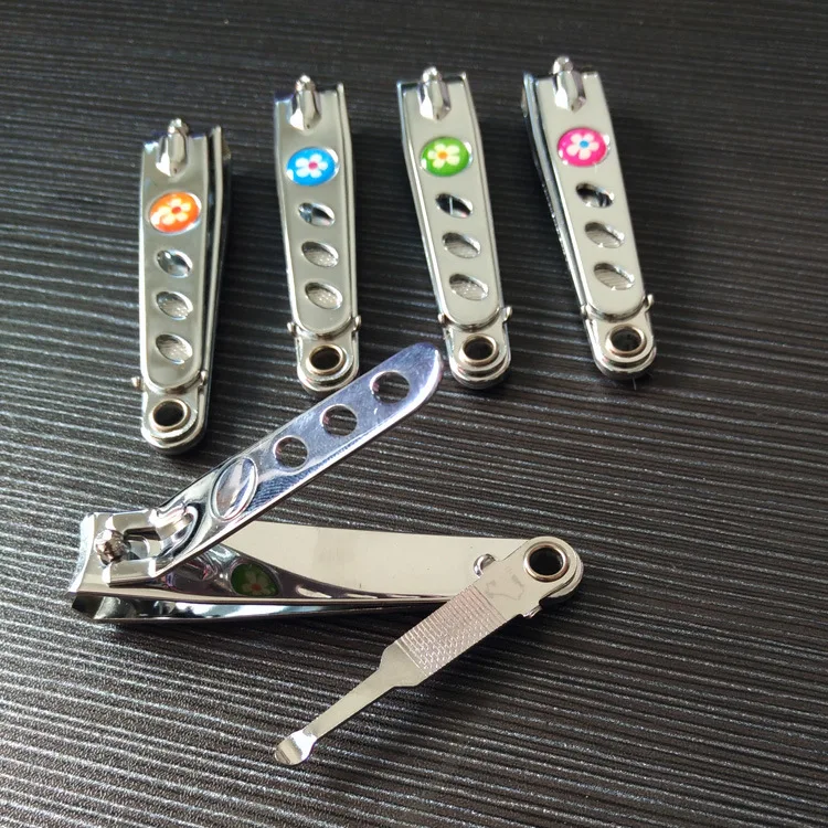 

E349 Medium Hollow out Nail Scissors South Korea Cute Nail Clippers Adult Infant xiu jia dao Manicure Implement Nail Clippers