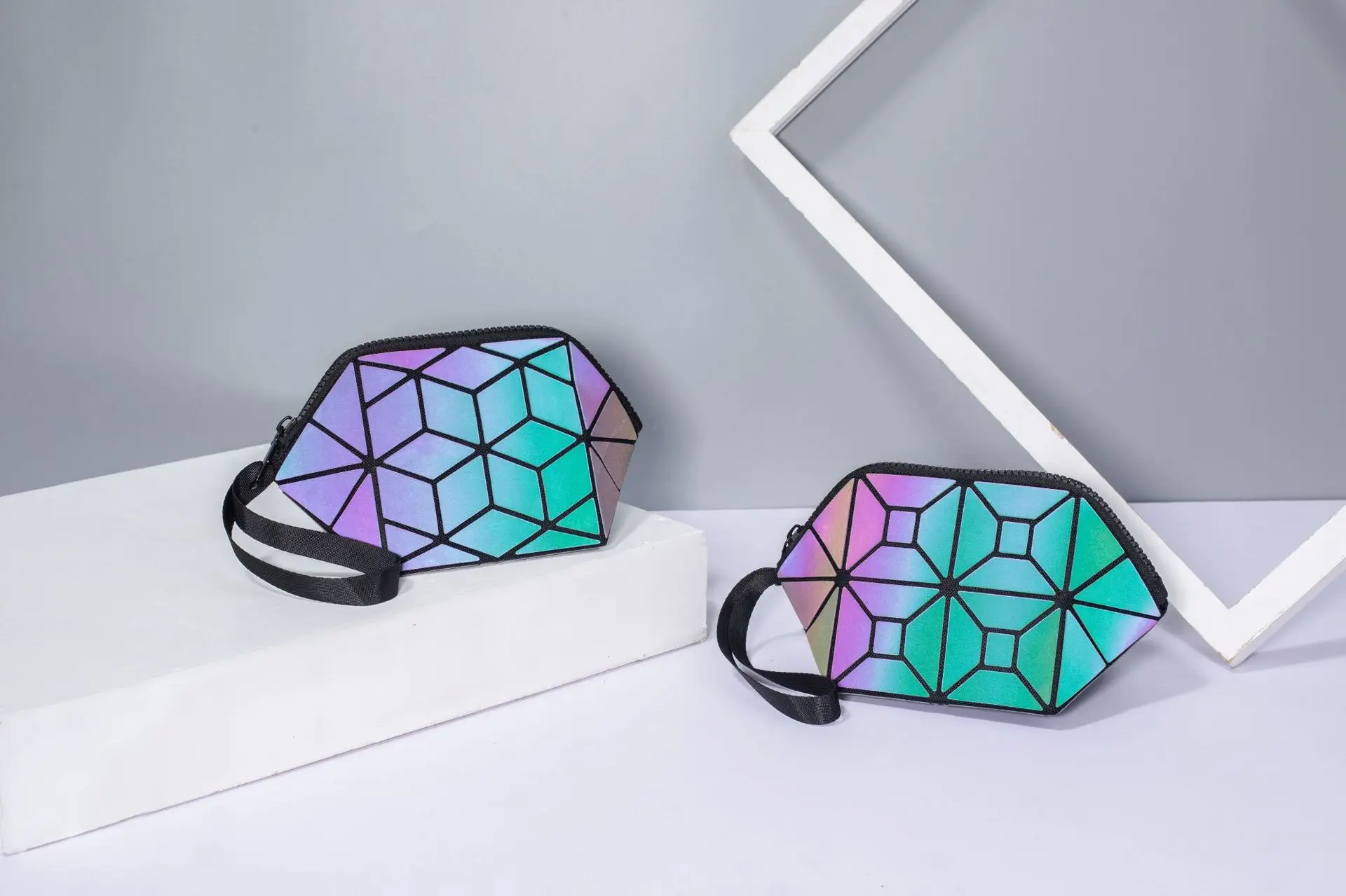 

Geometry Rhombus Multi-functional Storgage Bag Fashion Europe And America Style Clutch Do Activity Gift Wallet