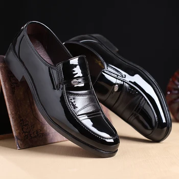

Men's leather shoes 2020 new British fashion business formal shoes for young men high quality men's casual shoes schoenen mannen