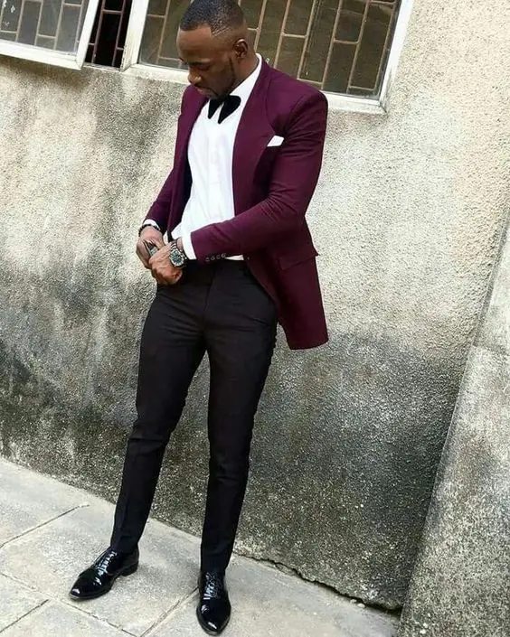 

Handsome Groomsmen Peak Lapel Groom Tuxedos Mens Wedding Dress Man Jacket Blazer Prom Dinner (Jacket+Pants+Tie) A110