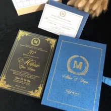 В переменного тока, 50-бесплатно при индивидуальном заказе ясно Стекло акриловые свадебные пригласительные открытки и золотой фольги с магнитные коробки и открытки для ответа на приглашение