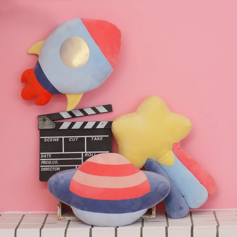 Almohada de felpa bonita para niños y niñas, cojín de 50cm con cohete esponjoso, nave espacial, Planeta, regalo de cumpleaños y Navidad