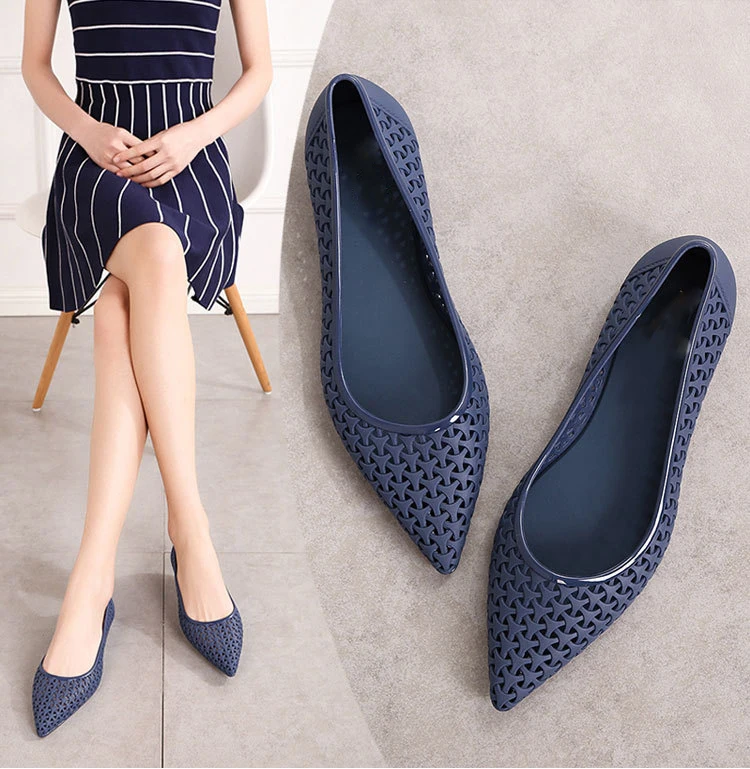 

2019 Summer Jelly Flats Women Beach Sand Soft Hollow Out Casual Sandals Flat Heel Pointy Toe Slip On For Female Rainy