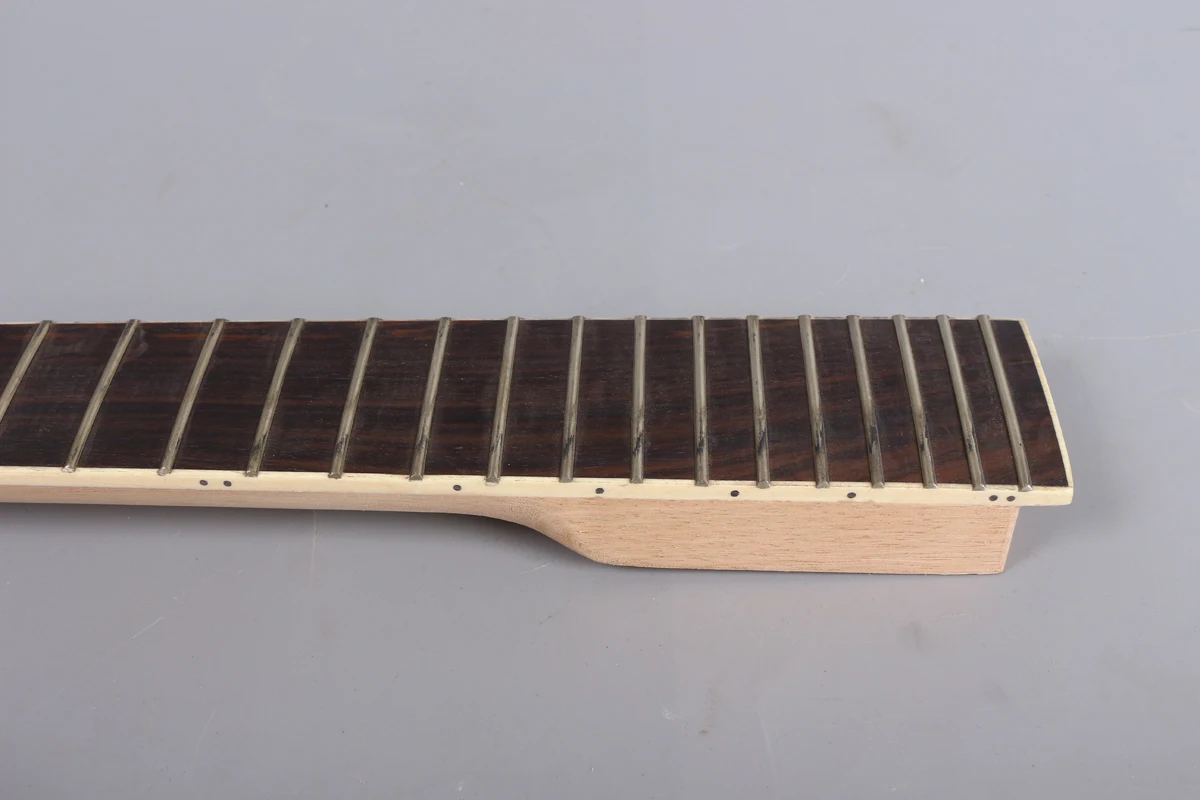 Yinfente electric guitar neck replacement 24 fret Mahogany Yinfente electric guitar neck replacement 24 fret Mahogany