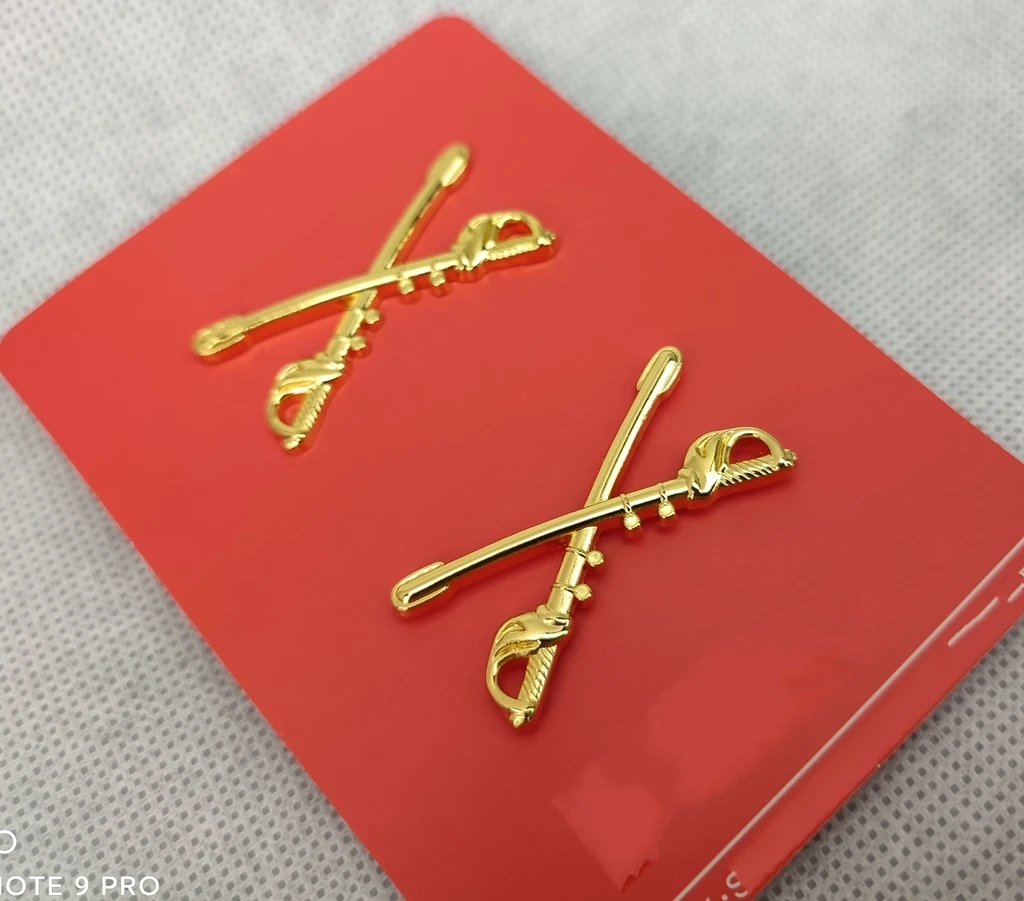 Military Lapel Pin PAIR US ARMY COLLAR INSIGNIA CAVALRY OFFICER BADGE