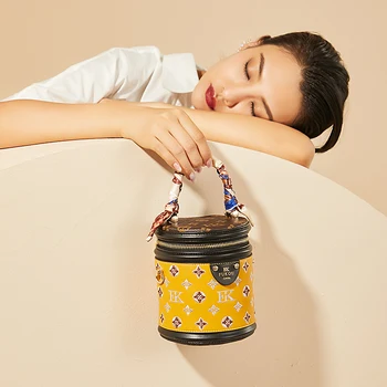 

2020 New Arrival Luxury Stitchwork Mini Size PVC Leather Women Crossbody Bag Fashion Color Contrast Small Women Handbag Tote