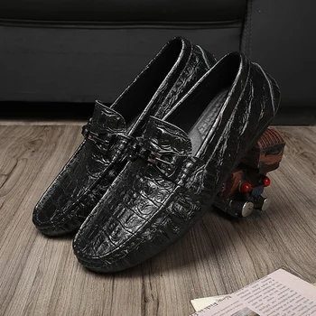 

Men Loafers Leather Moccasin Crocodile Style Footwear Fashion Slip On Flat dresses Casual Shoes Plush Classical Male