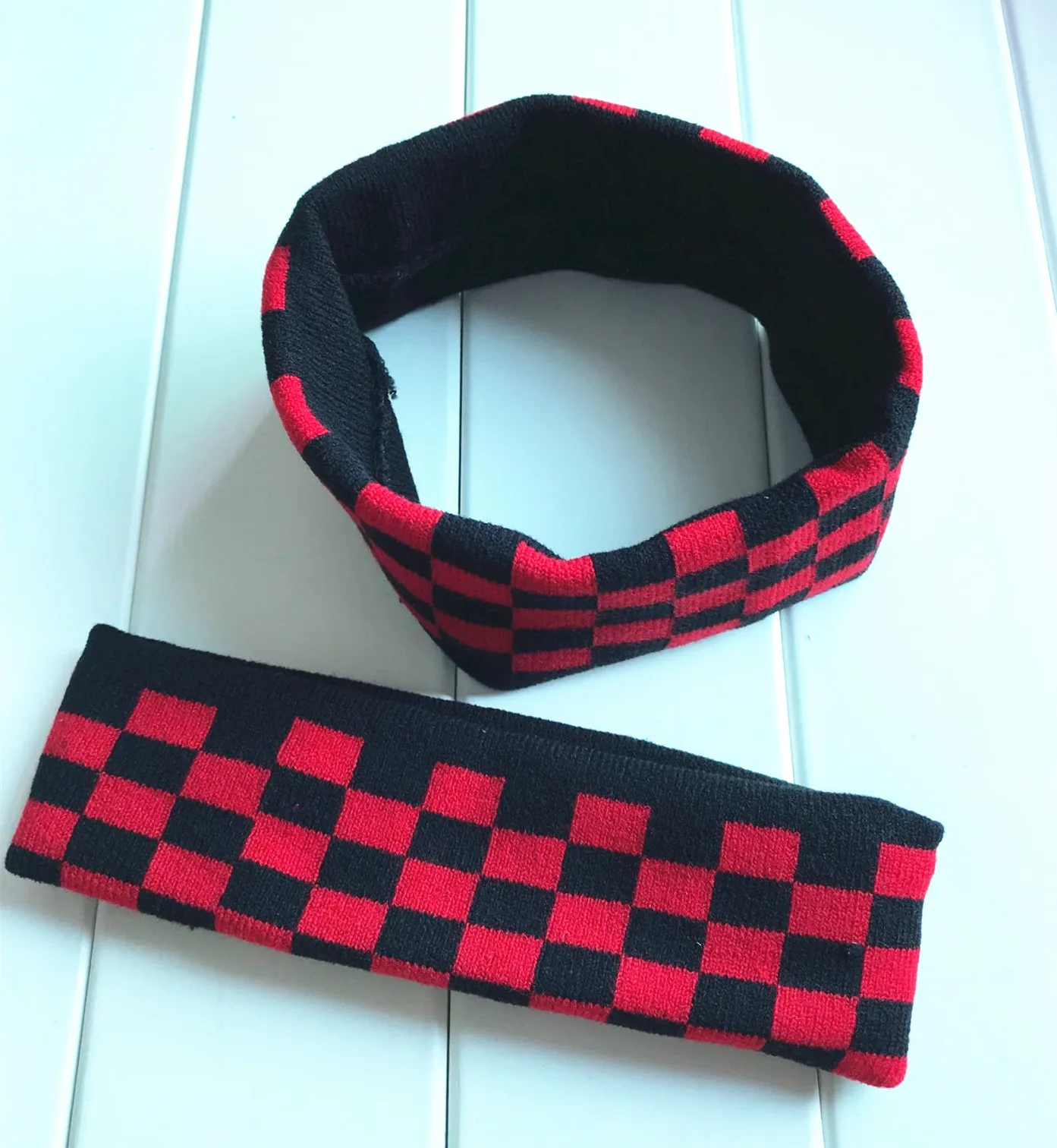 BTS TaeHyung Hair band (Checkered)