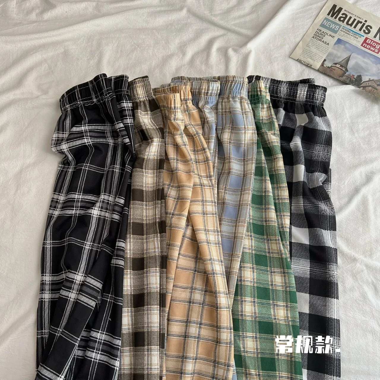 Autumn Winter New Lamb Velvet Pants Women Black White Plaid Pants Woman Casual High Waist Straight Leg Trousers
