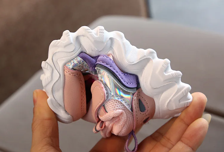 13132168197_1245930263