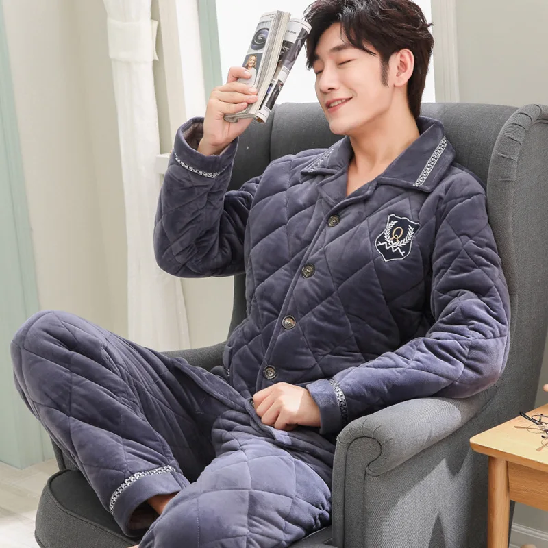 

Men Pajamas Winter Three Layer Thick Crystal Velvet Quilted Suit Flannel Warm Tracksuit Winter Style 8312 Gray