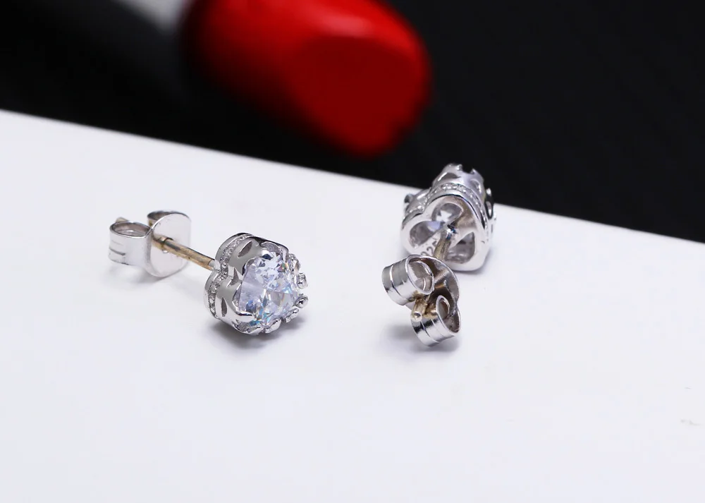 Heart diamomd earrings (5)