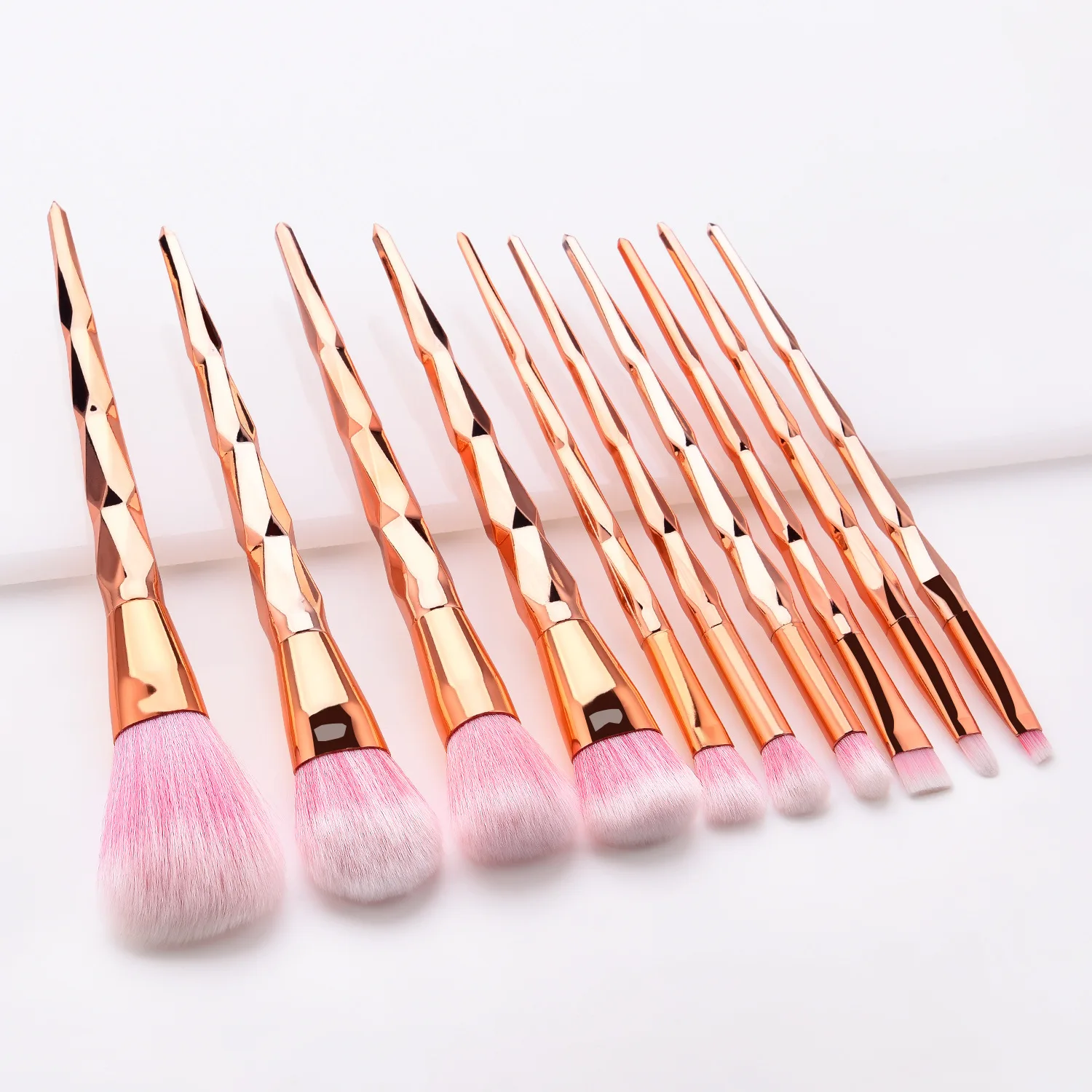 10Pcs Diamond Makeup Brushes Set Powder Foundation Eye Shadow Blush Blending Cosmetics Beauty Make Up Brush Tool Kits