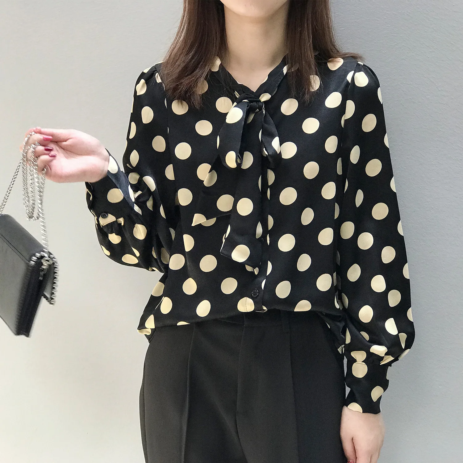 

Mooirue Autumn Spring 2019 Femme casual Blouse Bow Lantern Chiffon Polka Dot Loose Blusas Lady Boho Tops