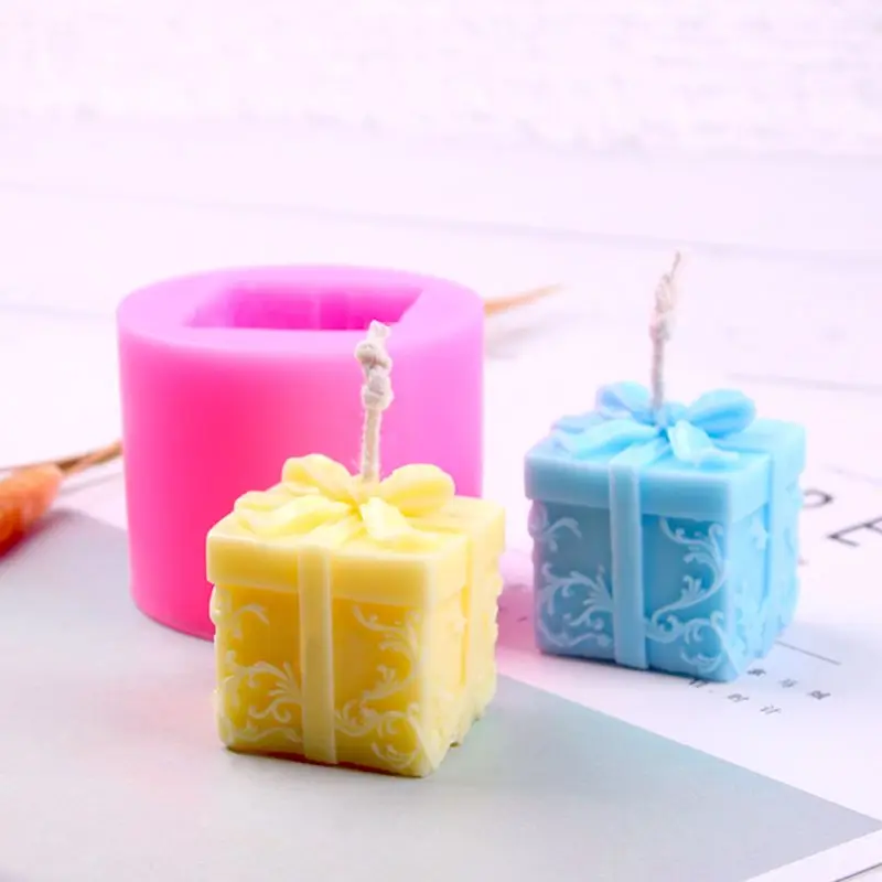 

2pcs 3D Silicone Aroma Candle Mold Christmas Gift Box Soap Clay Making DIY Cake 634E