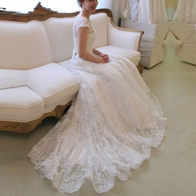 

NBW032 Robe de Mariee Simple Lace The Most Beautiful Wedding Dress A Line Charming O Neck Bridal Gowns Wedding Custom Made