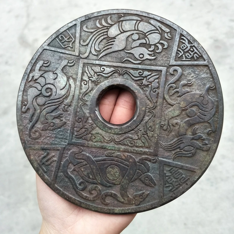 

Exquisite jade ornaments, antique ones, old ones, snow flakes, 15cm, four sacred animals, jade Bi household ornaments