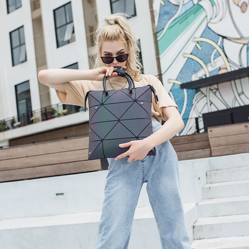 Beste DIOMO Luxe Vrouwelijke Designer Lichtgevende Vervorming Vouwen Diamant Handtas Geometrische Rhombic Mode Schoudertas voor Vrouwen