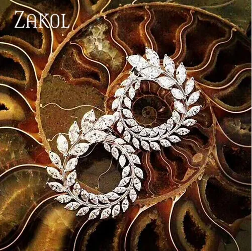 

Feilang Luxury Clear Zirconia Jewelry New Fashion Cubic Zirconia Stud Earrings Crystal Brand Earrings for Women FSEP455