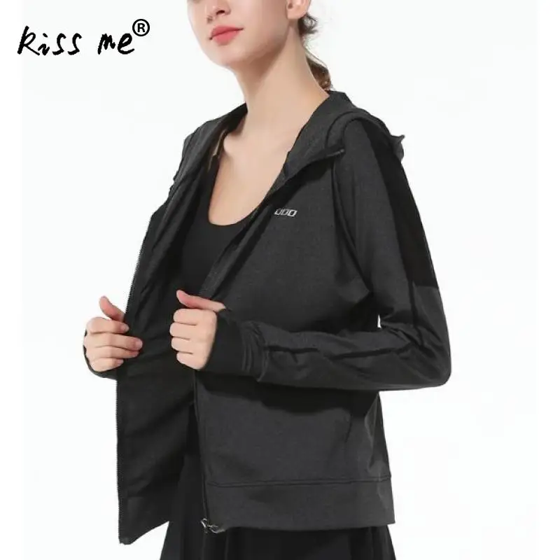 Free shipping!Polyester Slim& Quick Dry& With Siamese Cap Women Sport CoatKorean different size for choice& breathable