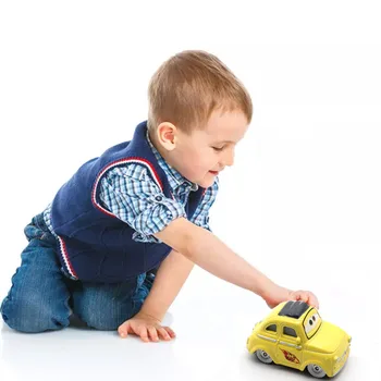 

Disney Pixar Sedan 3 Lightning McQueen Sally Die Jackson Storm Alloy Die Casting Metal Toy Car Children's Birthday Gift