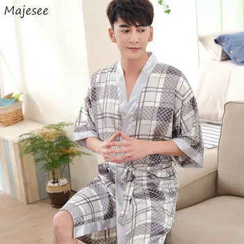 

Robes Men Silk Summer Short Sleeve Breathable Printed Mens Bathrobes Leisure Chic Plus Size 3XL Loose Thin Korean Style Homewear